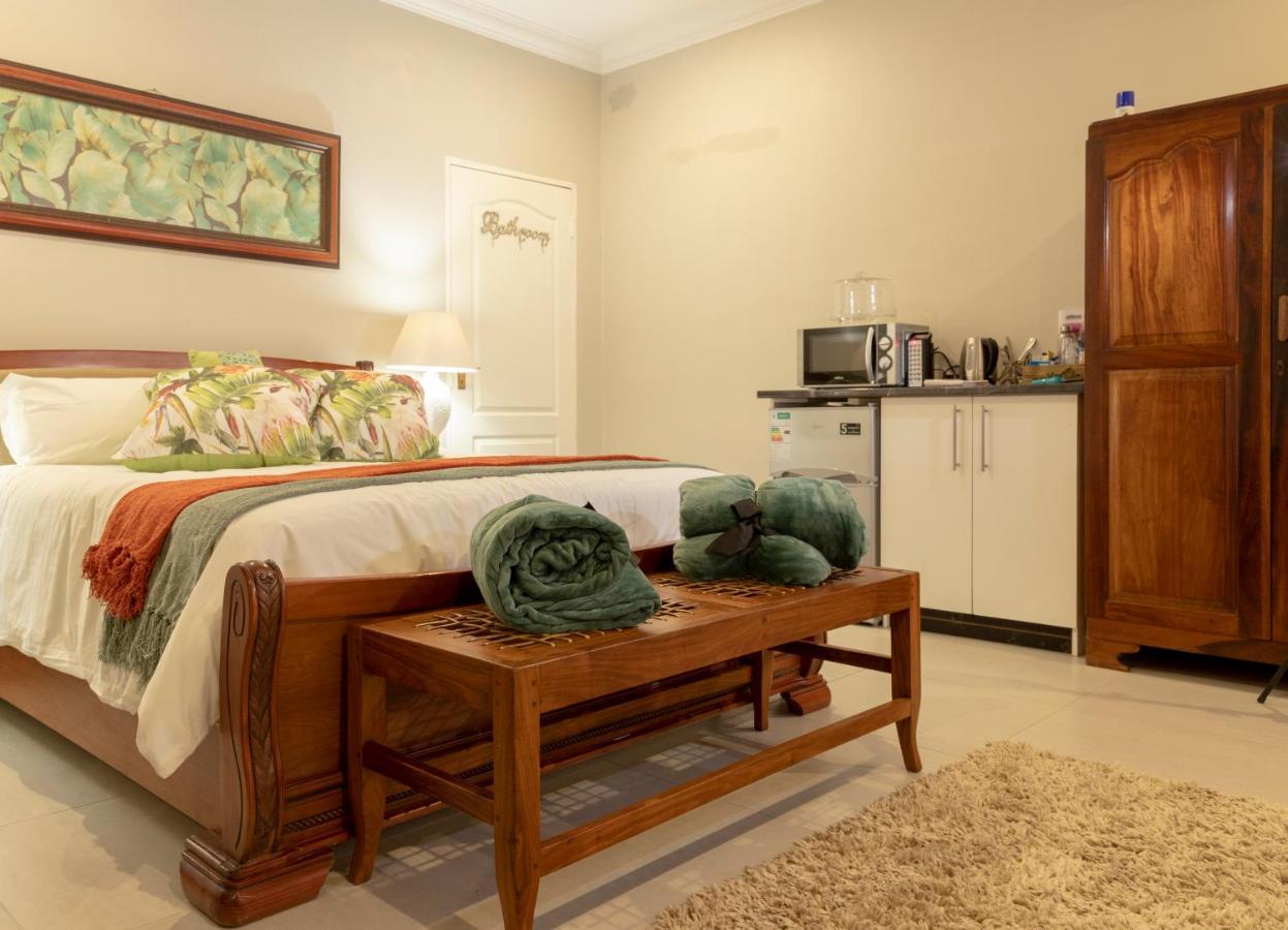 Mi Vida Guesthouse クラークスドープ エクステリア 写真
