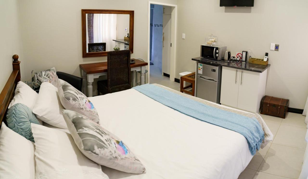 Mi Vida Guesthouse クラークスドープ エクステリア 写真