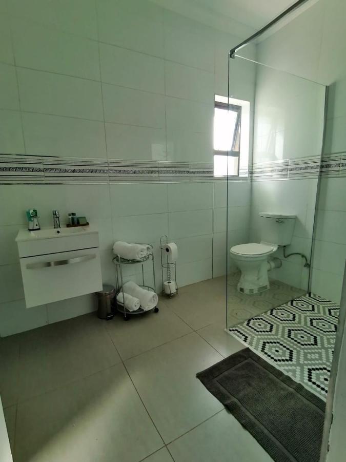 Mi Vida Guesthouse クラークスドープ エクステリア 写真